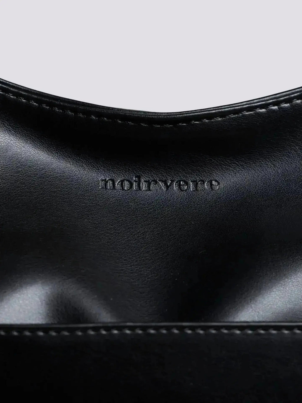 Noir Essence | Bolso de Novelle