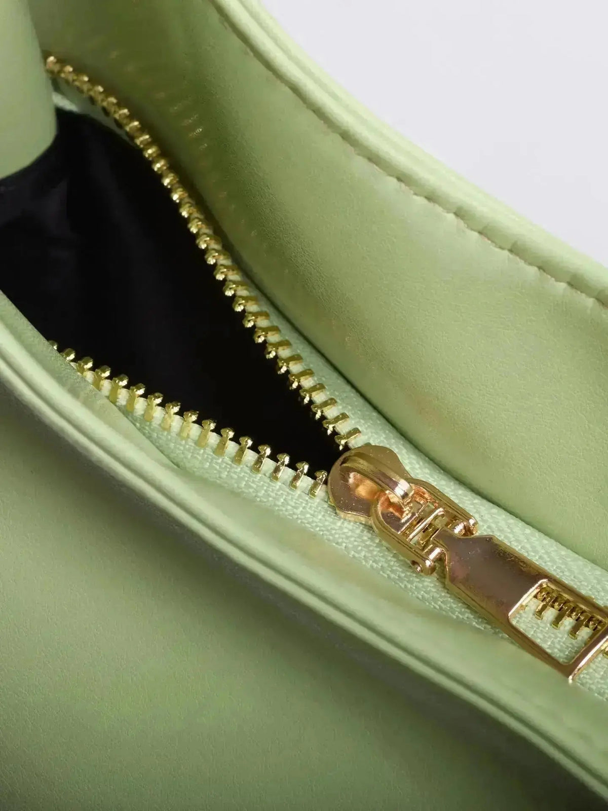 Noir Essence | Bolso de Novelle