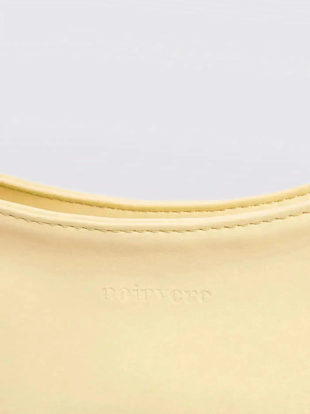 Noir Essence | Bolso de Novelle