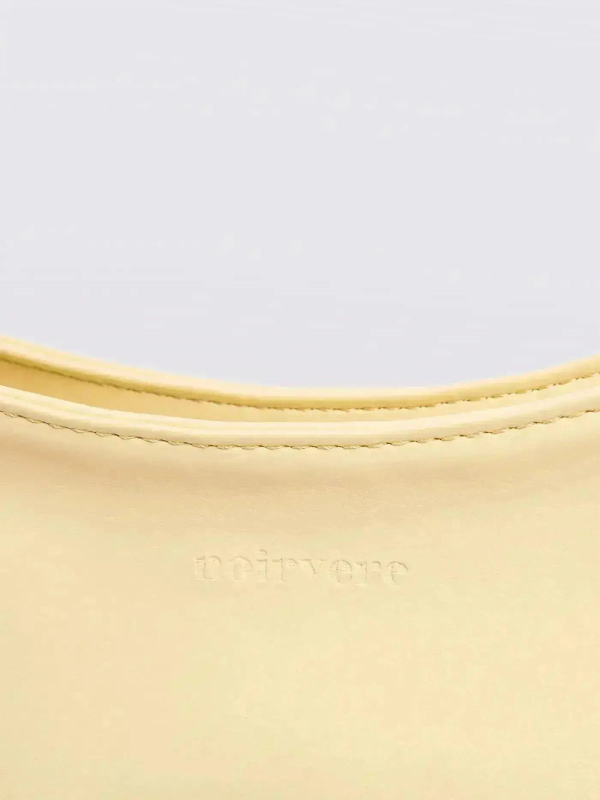 Noir Essence | Bolso de Novelle