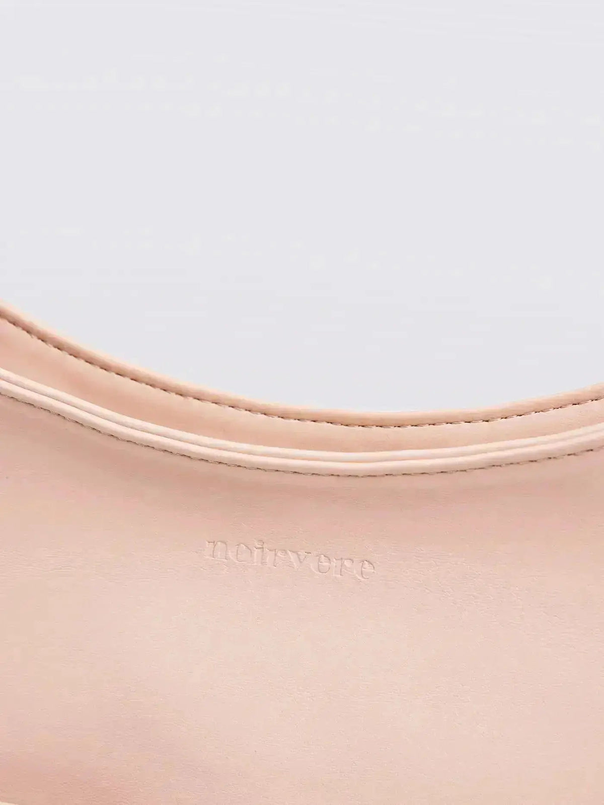 Noir Essence | Bolso de Novelle